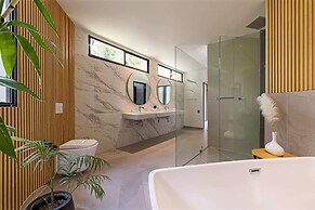 Amazing 6BR Oasis in Poblado MDE