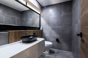 Amazing 6BR Oasis in Poblado MDE