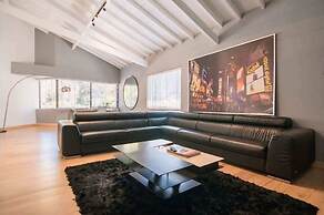 Amazing 6BR Oasis in Poblado MDE