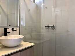 Cozy Studio w/ Balcony in Laureles Medellín