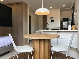 Cozy Studio w/ Balcony in Laureles Medellín