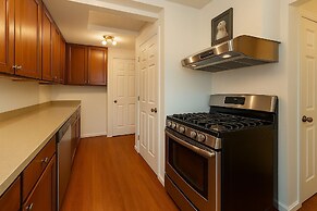 Master Suite with Fruitful Tree backyard