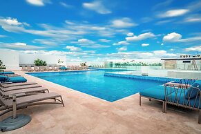 2 BR Condo - Rooftop Pool At Ipanema 504