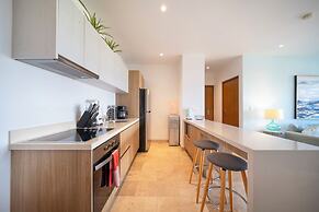 2 BR Condo - Rooftop Pool At Ipanema 504