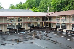 Sleepy Bear Motel