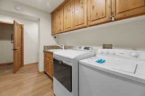 Arctic Wolf at Summit Base