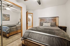 Arctic Wolf at Summit Base