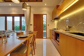 Villa Taman Seminyak Suite 01