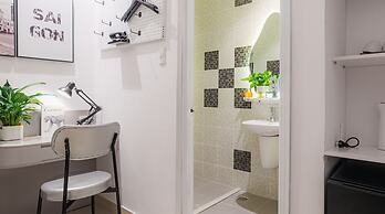 Cubicity De Tham