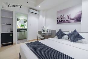 Cubicity De Tham