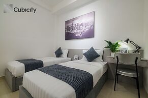 Cubicity De Tham