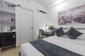 Cubicity De Tham