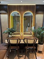 Cubicity De Tham