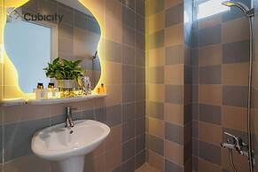 Cubicity De Tham