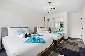 Spacious 5BR Retreat 8 Beds Beach & Golf
