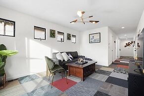 Spacious 5BR Retreat 8 Beds Beach & Golf