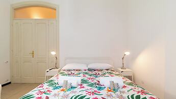 Juighissa Leonora Affittacamere