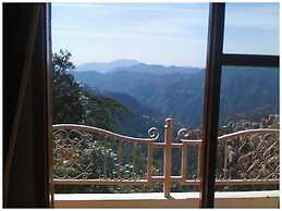 Hotel Karan Regency Shimla Mountain View