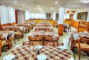 Hotel Karan Regency Shimla Mountain View