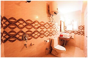 Hotel Karan Regency Shimla Mountain View