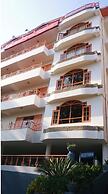 Hotel Karan Regency Shimla Mountain View