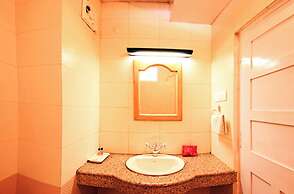 Hotel Karan Regency Shimla Mountain View