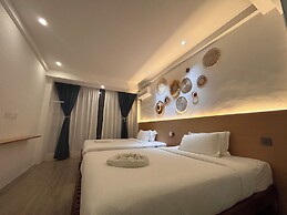 Fun Hotel
