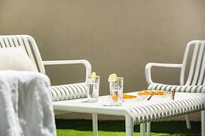 Red Canyon Garden Stay by Sea N' Rent