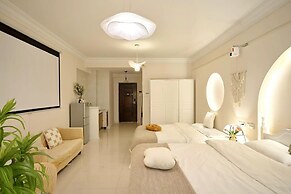 Xi'an Hills & Lostwine Downtown Suite