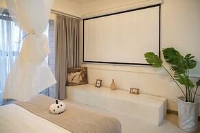 Xi'an Hills & Lostwine Downtown Suite