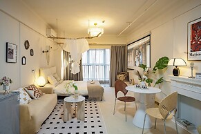 Xi'an Hills & Lostwine Downtown Suite