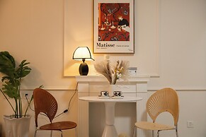 Xi'an Hills & Lostwine Downtown Suite