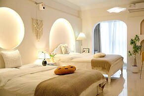 Xi'an Hills & Lostwine Downtown Suite