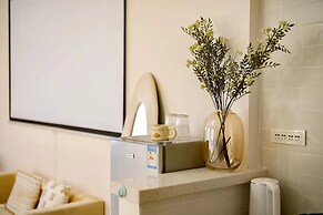 Xi'an Hills & Lostwine Downtown Suite