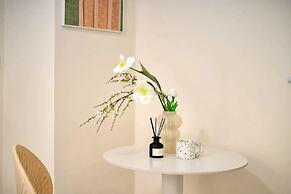 Xi'an Hills & Lostwine Downtown Suite