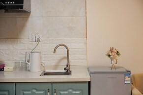 Xi'an Hills & Lostwine Downtown Suite