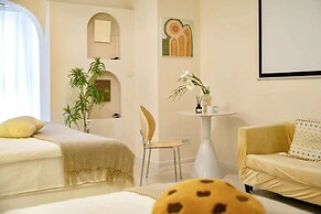 Xi'an Hills & Lostwine Downtown Suite