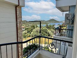 Moonlight Apart Sea View