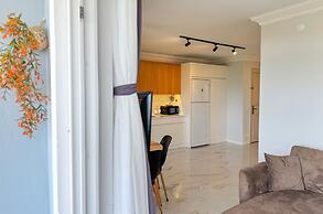 Moonlight Apart Sea View