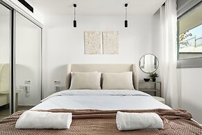 Red Canyon Peaceful Stay by Sea N' Rent