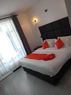 Donix Suites