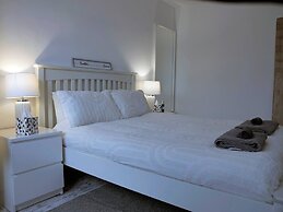 Peaceful Retreat in Southampton's Countryside