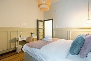 Meadows - Luxury 3-Bedroom Apt in Athens