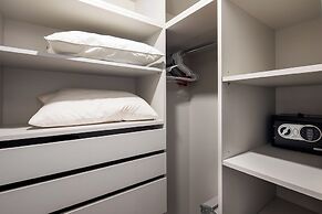 Meadows - Luxury 3-Bedroom Apt in Athens