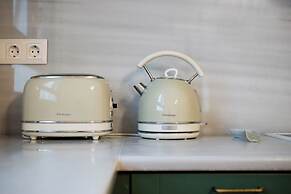 Meadows - Luxury 3-Bedroom Apt in Athens