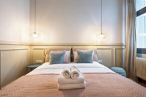 Meadows - Luxury 3-Bedroom Apt in Athens