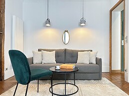 1552 Laborde