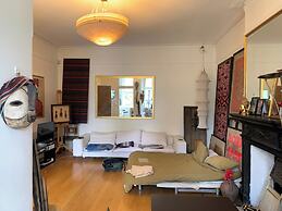 London Apt - Sleeps 5 - Great Transport Links