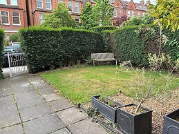 London Apt - Sleeps 5 - Great Transport Links