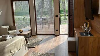 Blisku do Gradot Riverfront Cabins